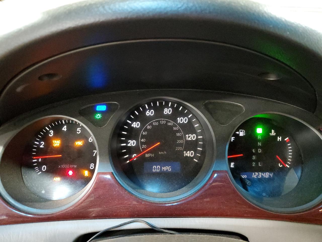 2003 Lexus ES - Image 9