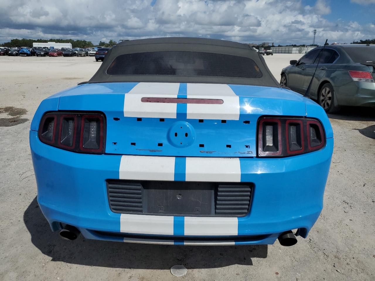 2014 Ford Mustang - Image 6