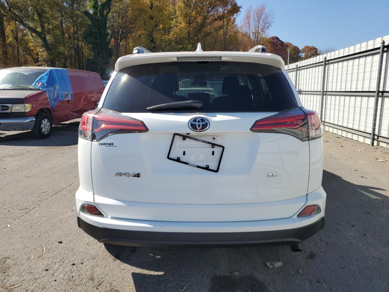 2016 Toyota RAV 4 - Image 6