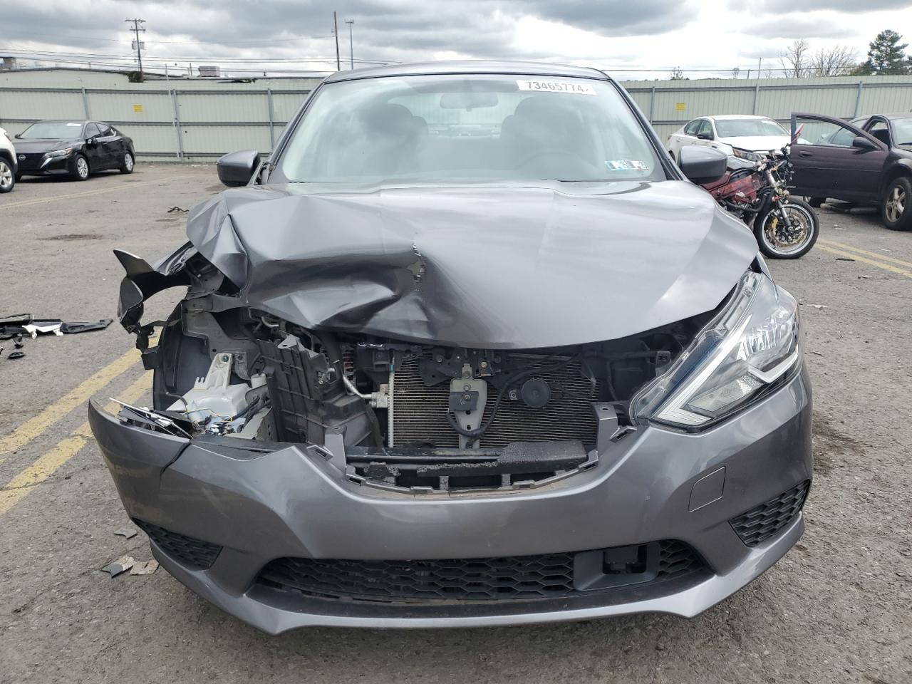 2018 Nissan Sentra - Image 5