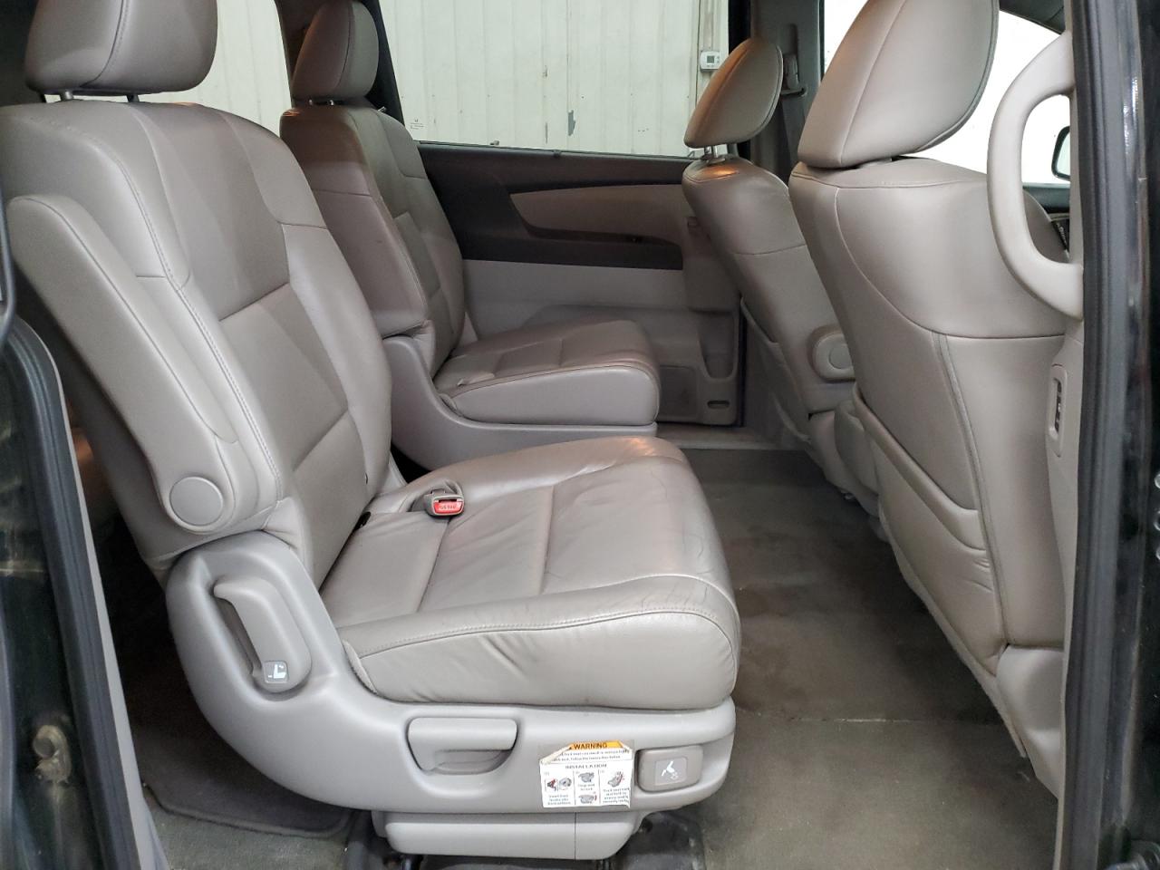 2013 Honda Odyssey - Image 11
