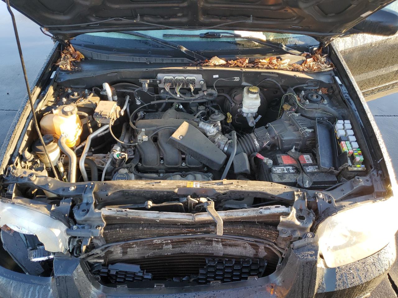 2007 Ford Escape - Image 13