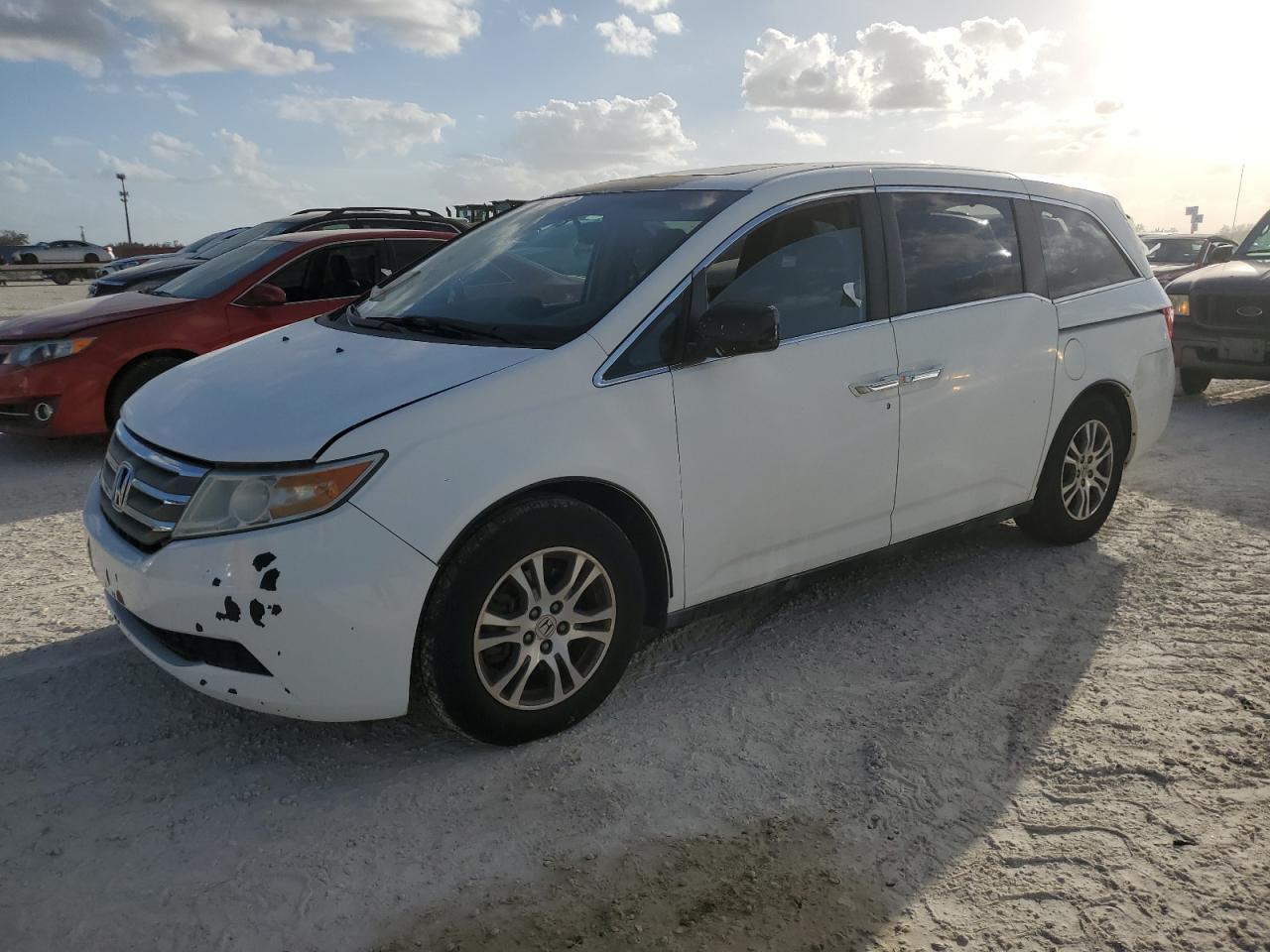 2012 Honda Odyssey - Image 1