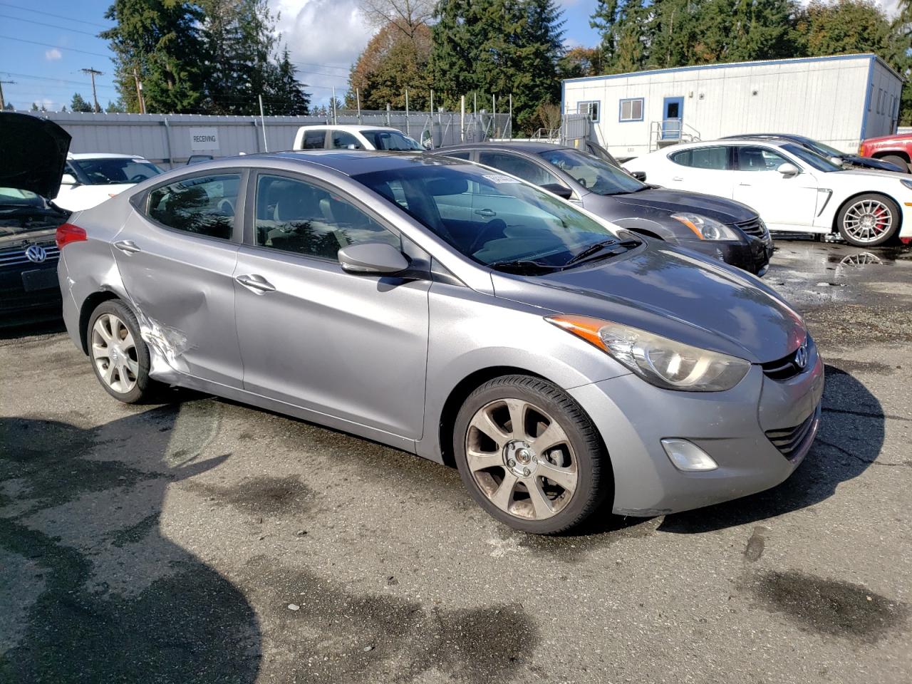 VIN KMHDH4AE9DU563375 2013 HYUNDAI ELANTRA no.4