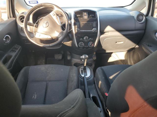  NISSAN VERSA 2018 Сріблястий