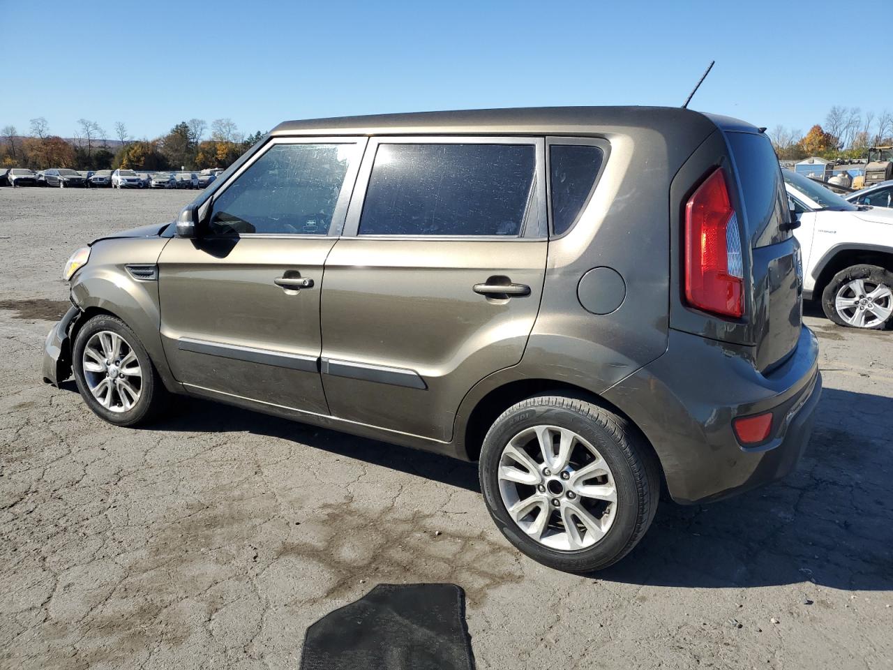 2012 Kia Soul + VIN: KNDJT2A64C7396410 Lot: 77367184