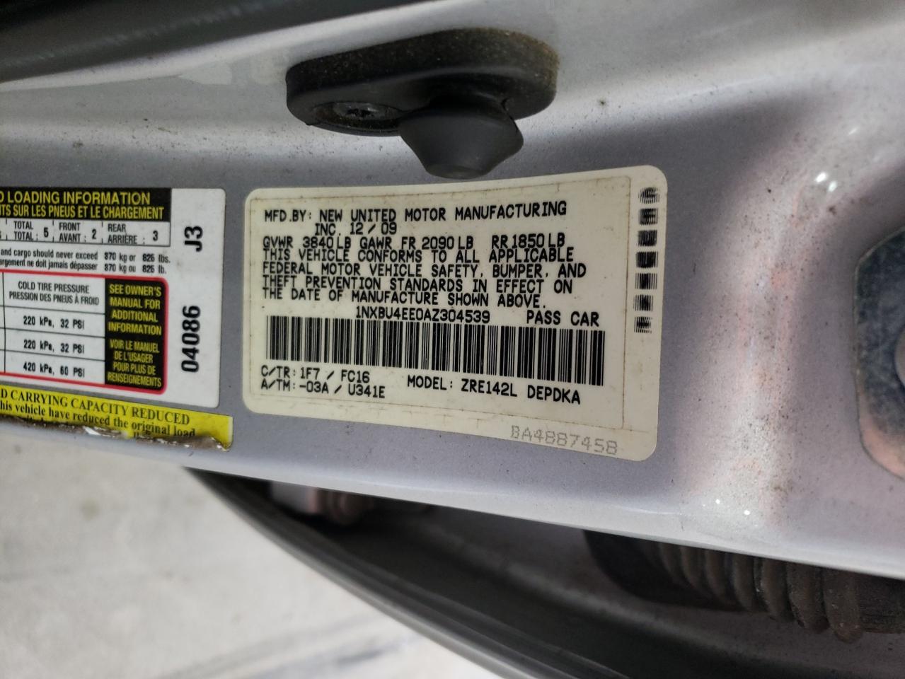 2010 Toyota Corolla - Image 12