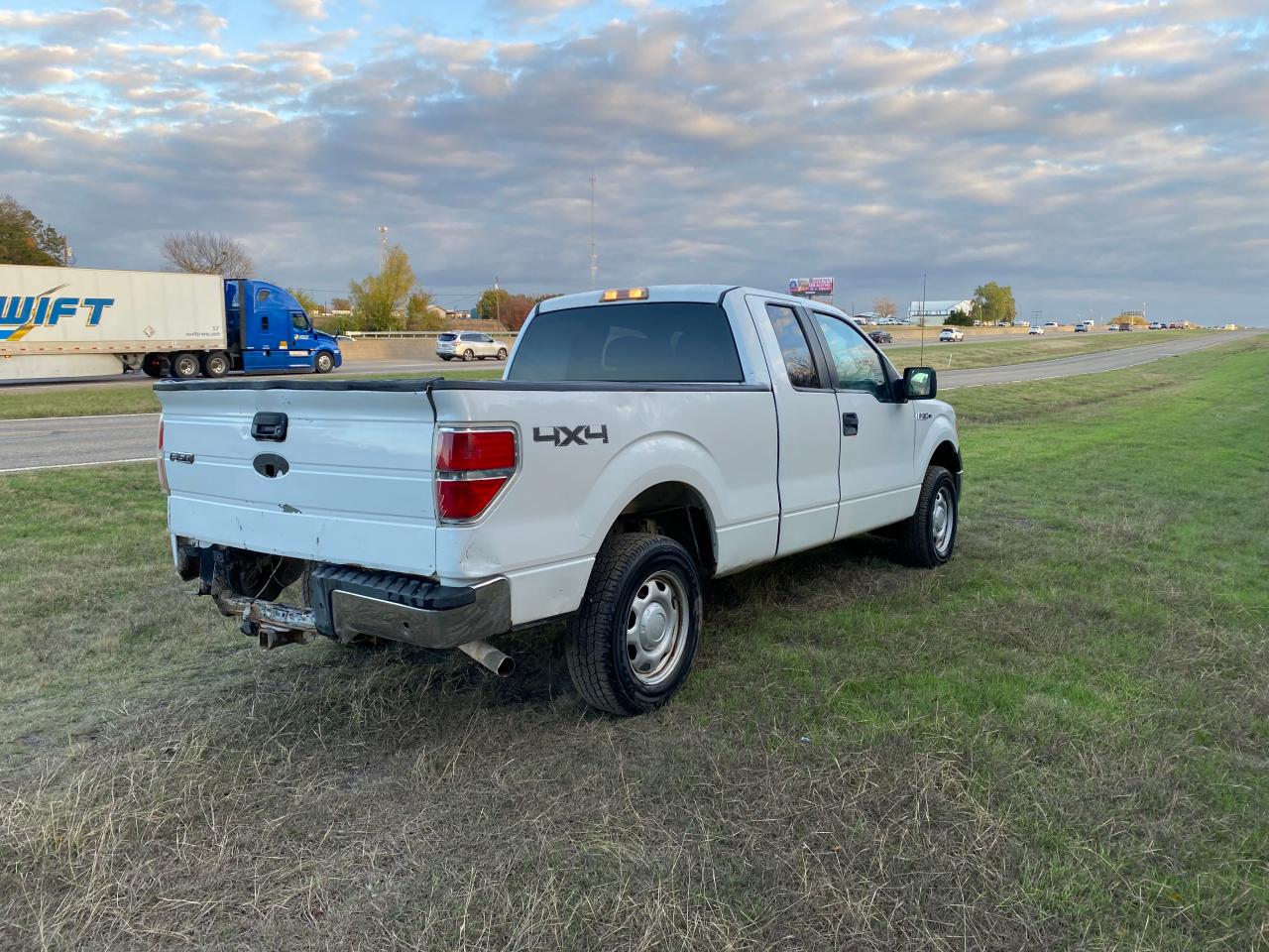 2011 Ford F150 Super Cab VIN: 1FTEX1EM2BFC95198 Lot: 75083374