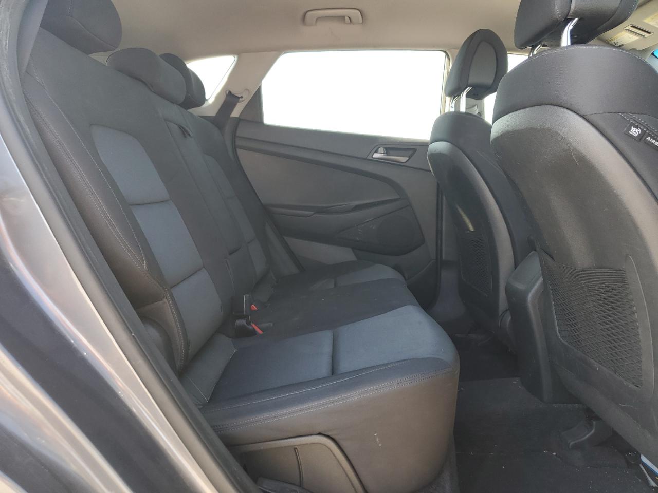 2017 Hyundai Tucson - Image 11
