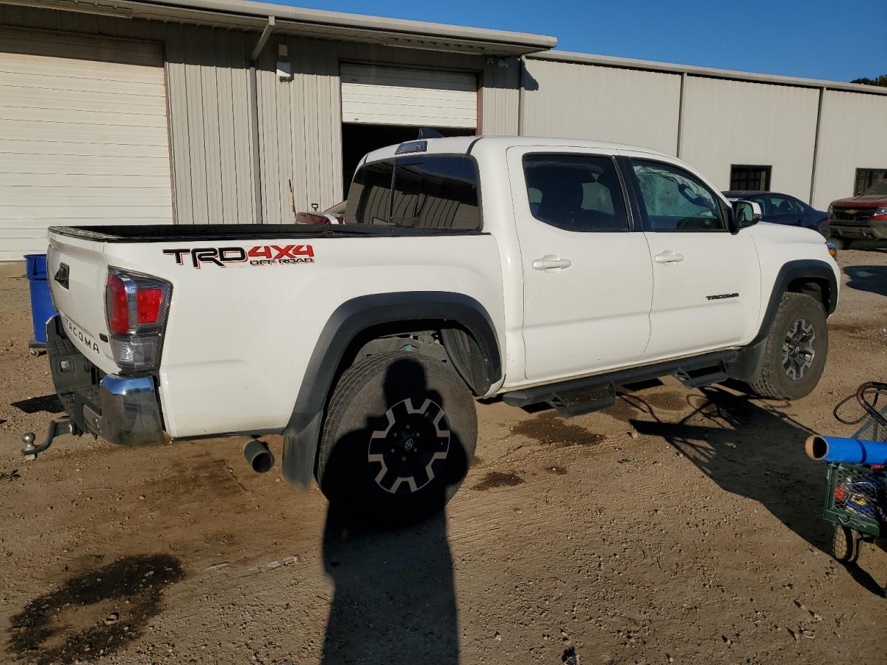 2020 Toyota Tacoma - Image 3