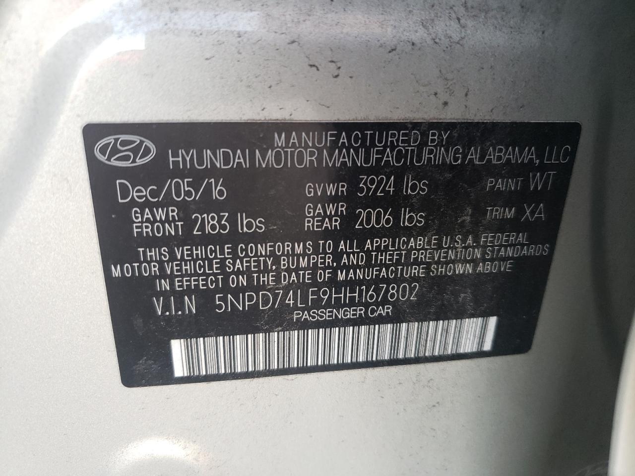2017 Hyundai Elantra - Image 12