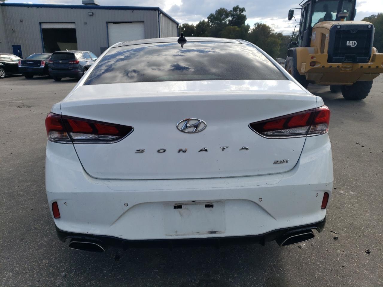 2018 Hyundai Sonata Sport VIN: 5NPE34AB5JH728213 Lot: 76357004