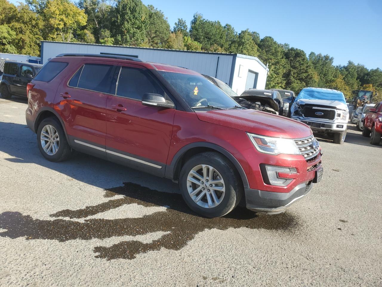 2017 Ford Explorer - Image 4