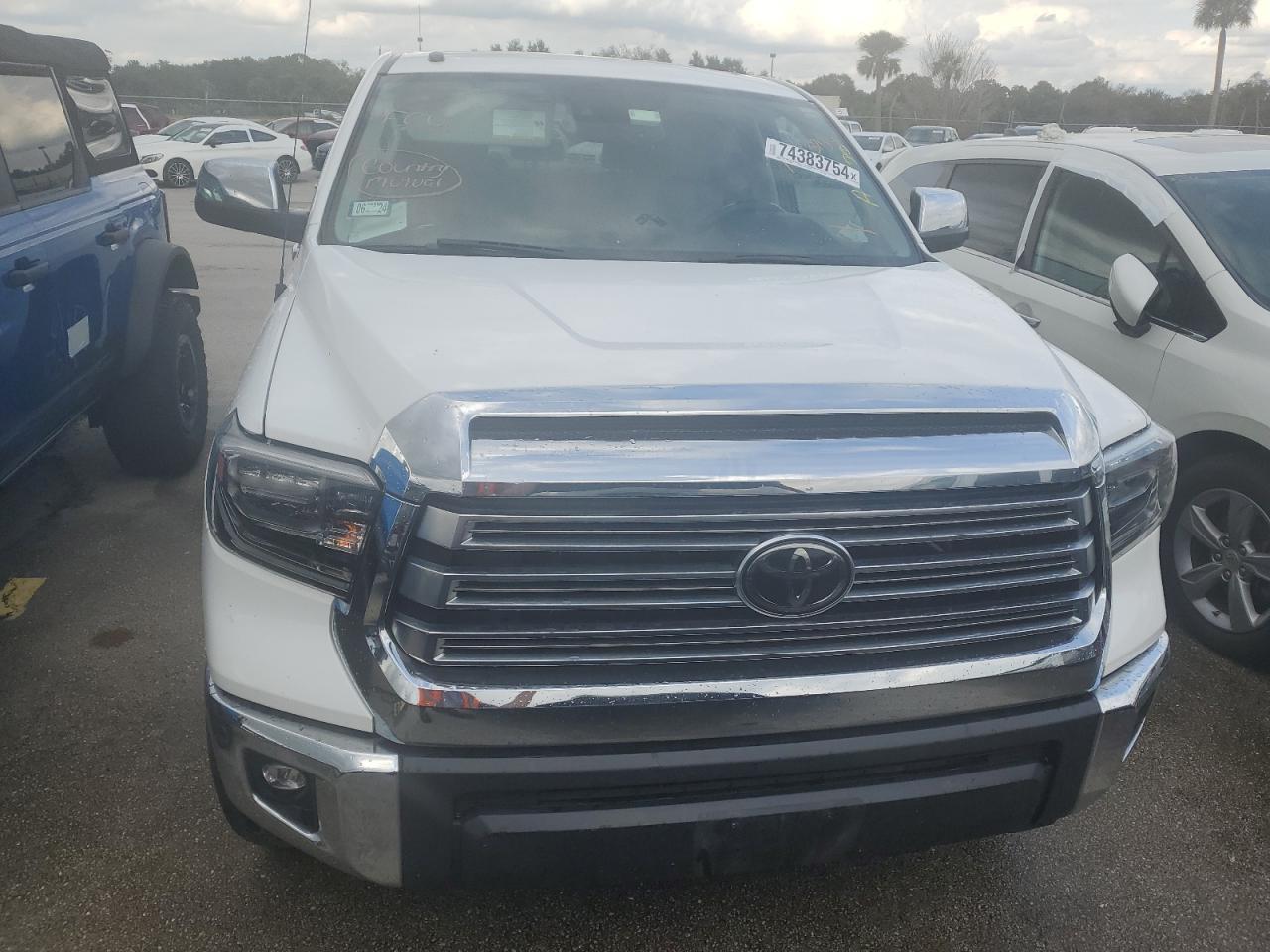 VIN 5TFHW5F15JX699293 2018 TOYOTA TUNDRA no.5