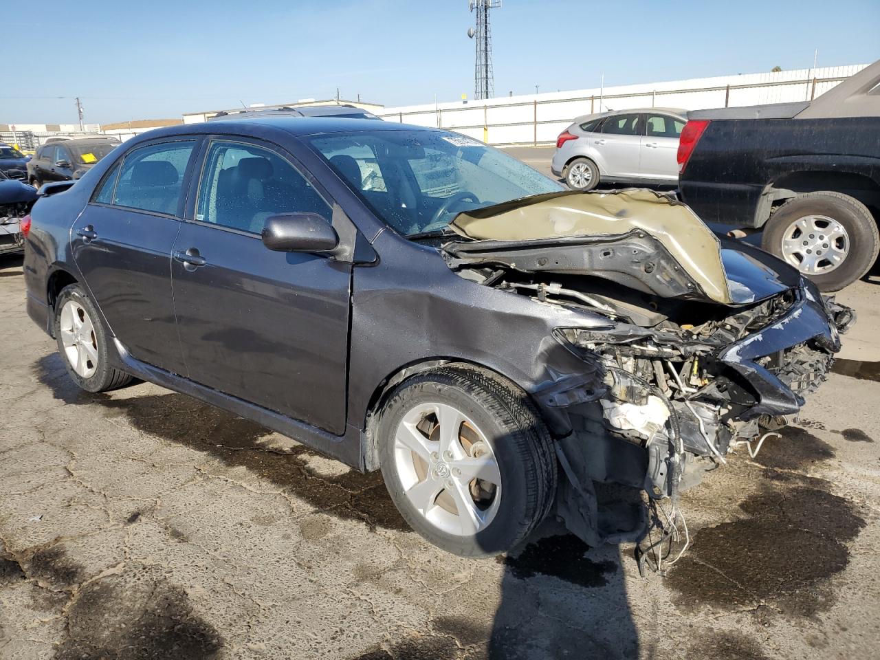 VIN 2T1BU4EE5DC933493 2013 TOYOTA COROLLA no.4