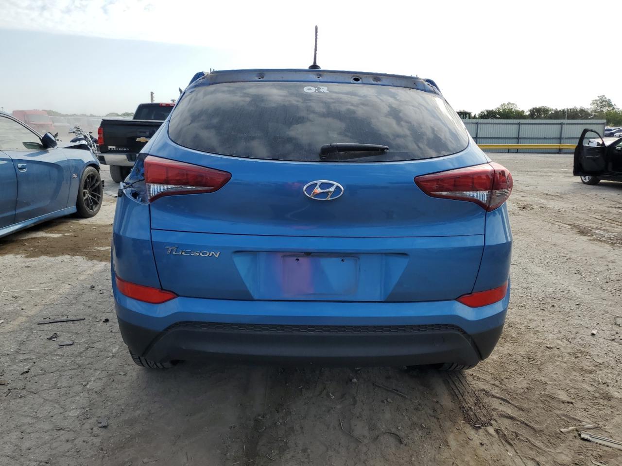 KM8J33A43HU374729 2017 Hyundai Tucson Limited