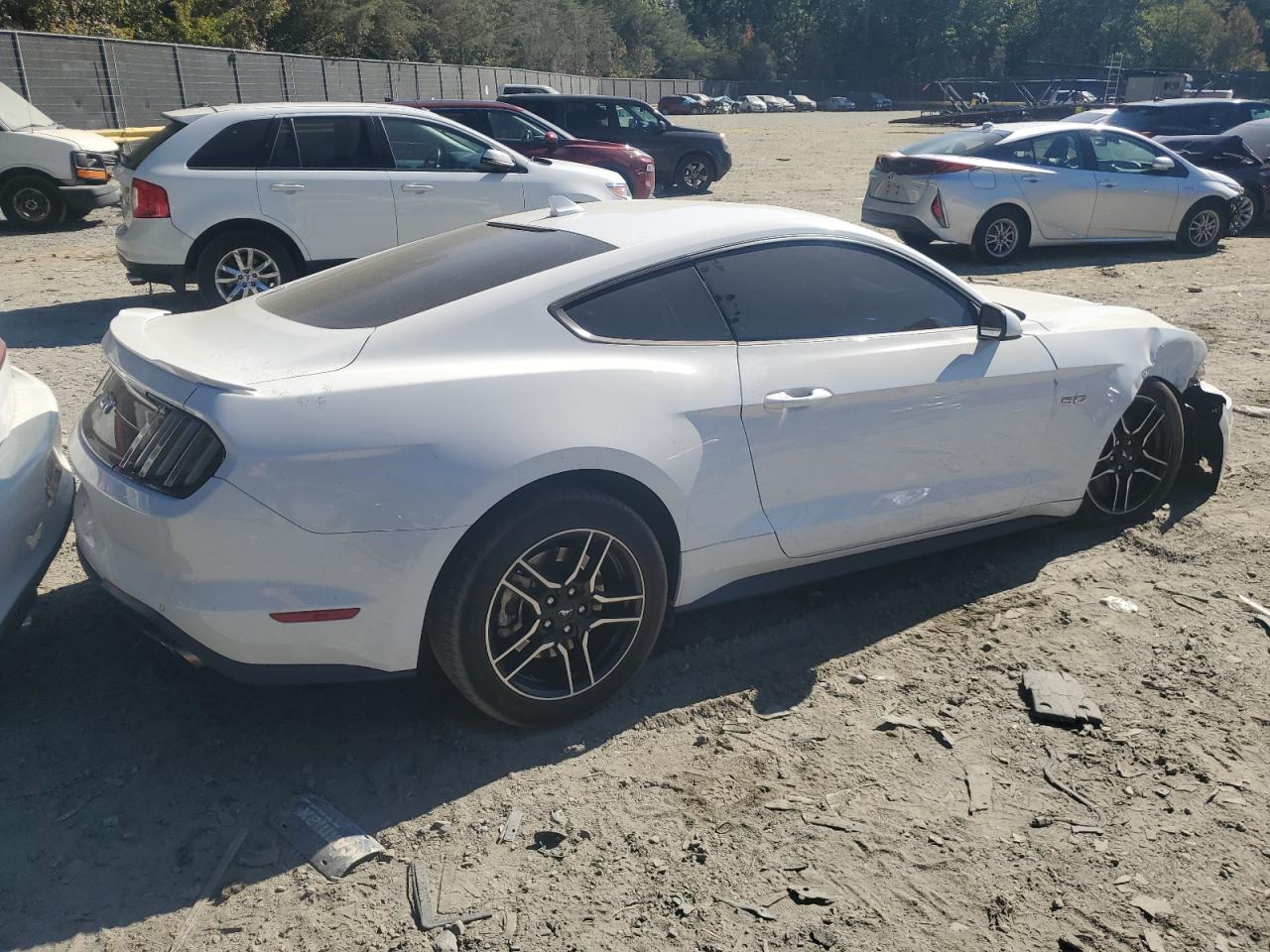 2022 Ford Mustang - Image 3