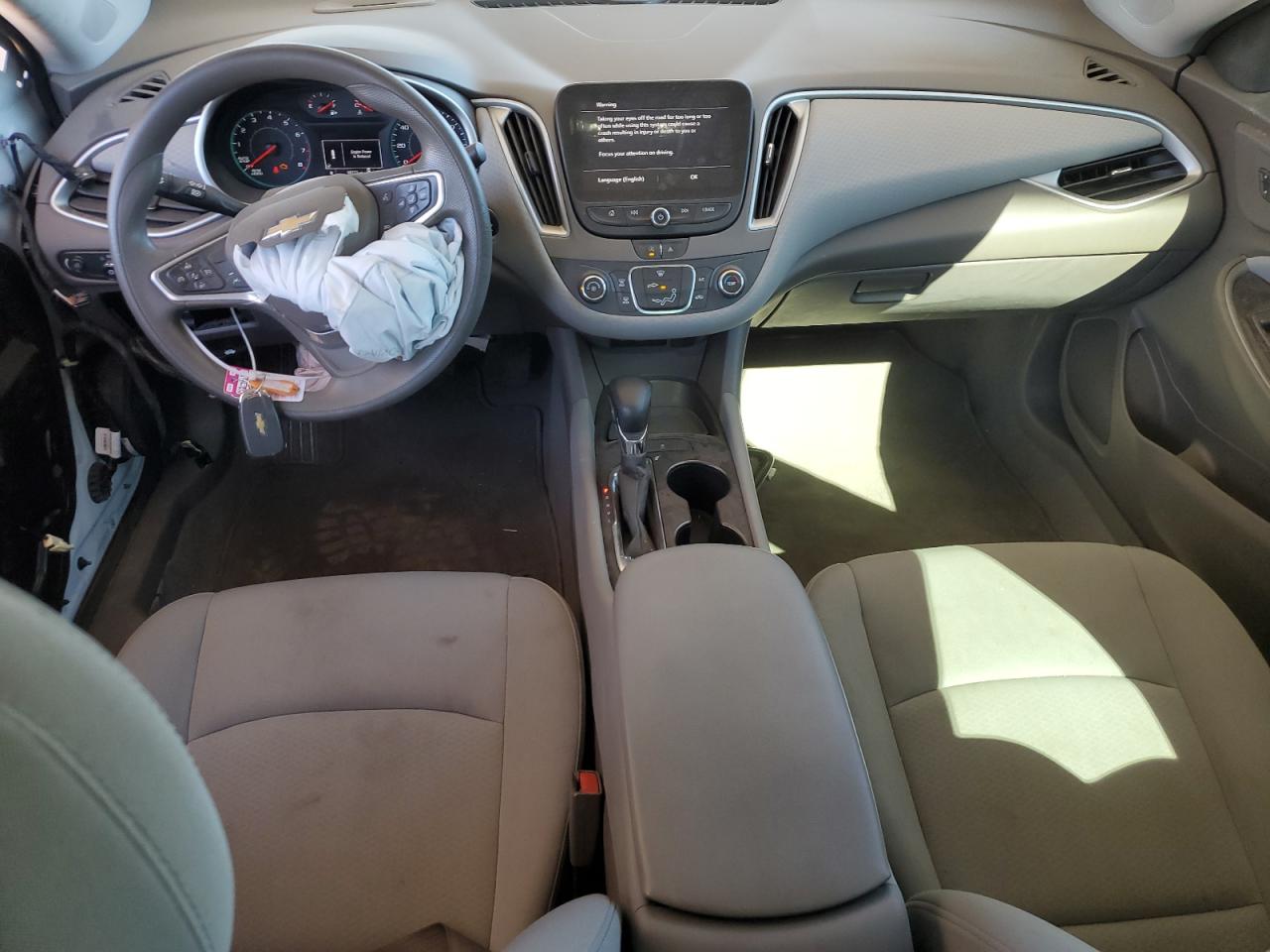 2023 Chevrolet Malibu - Image 8