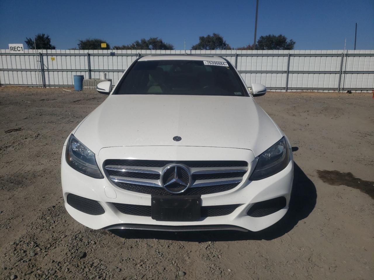 2018 Mercedes-Benz C 300 VIN: 55SWF4JB8JU279831 Lot: 76390884