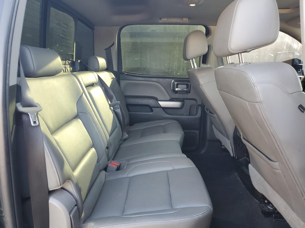 2019 Chevrolet Silverado - Image 10