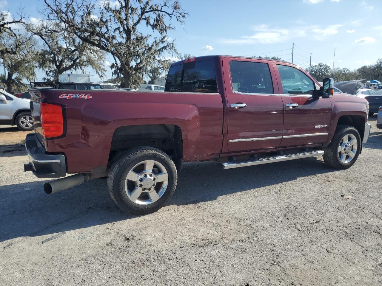 2016 Chevrolet Silverado - Image 3
