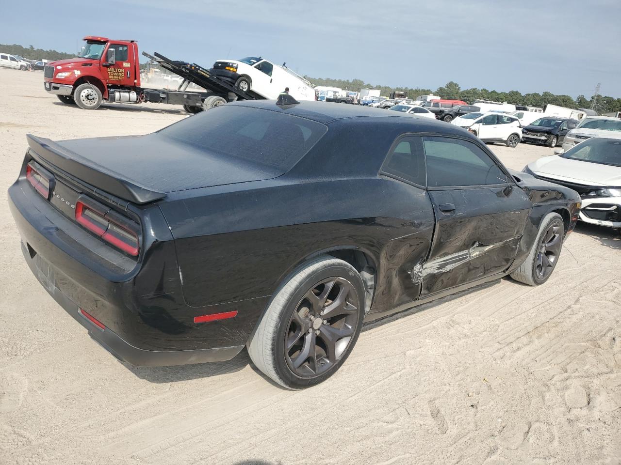 2015 Dodge Challenger - Image 3