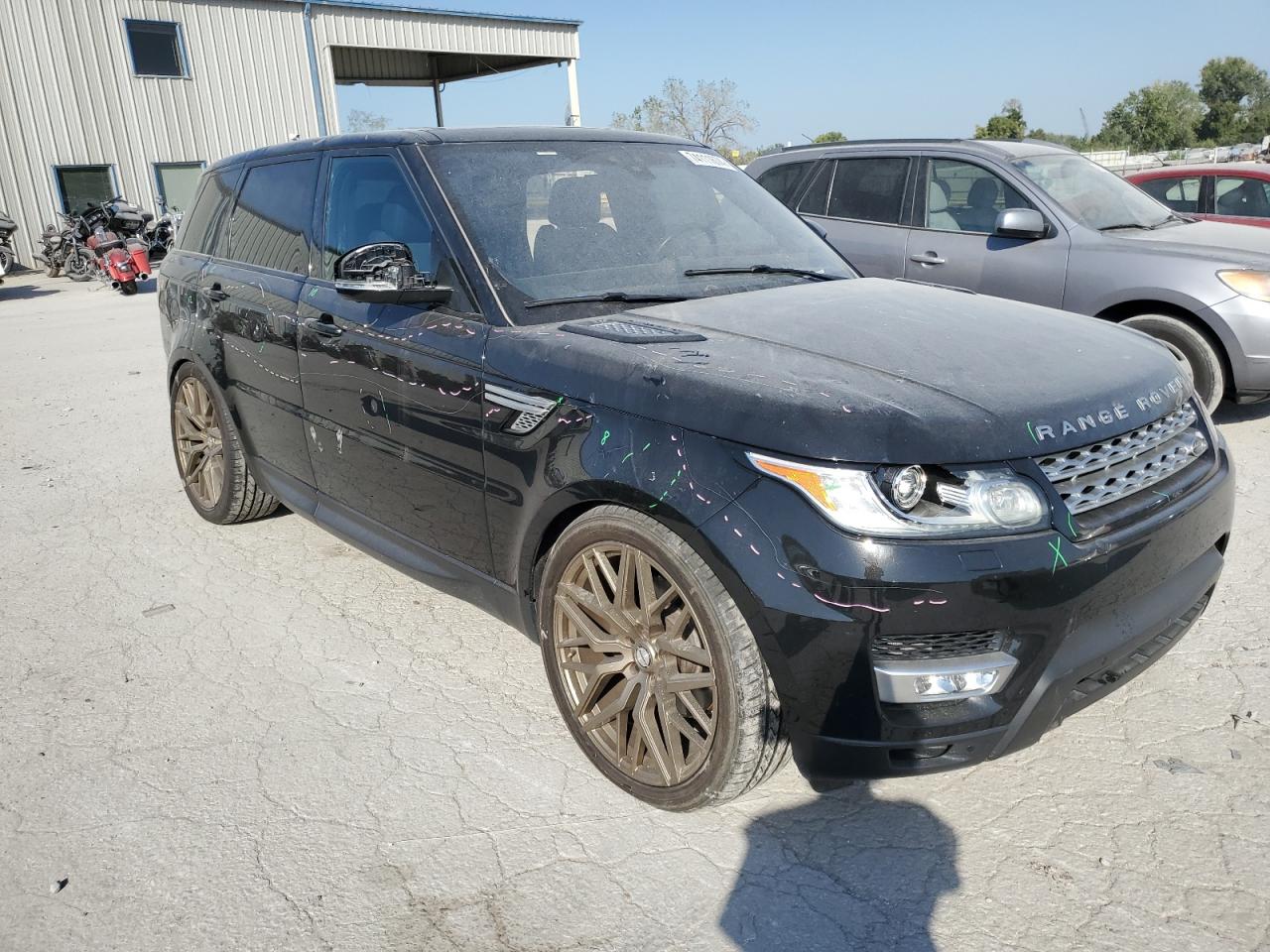 2017 Land Rover Range Rover - Image 4