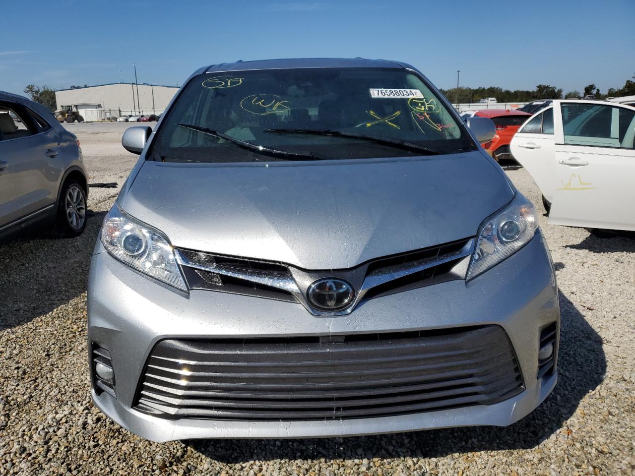 5TDYZ3DC6LS024786 2020 Toyota Sienna Xle