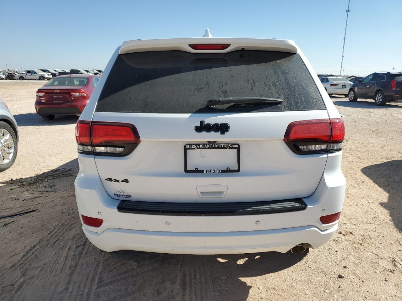 2018 Jeep Grand Cherokee - Image 6