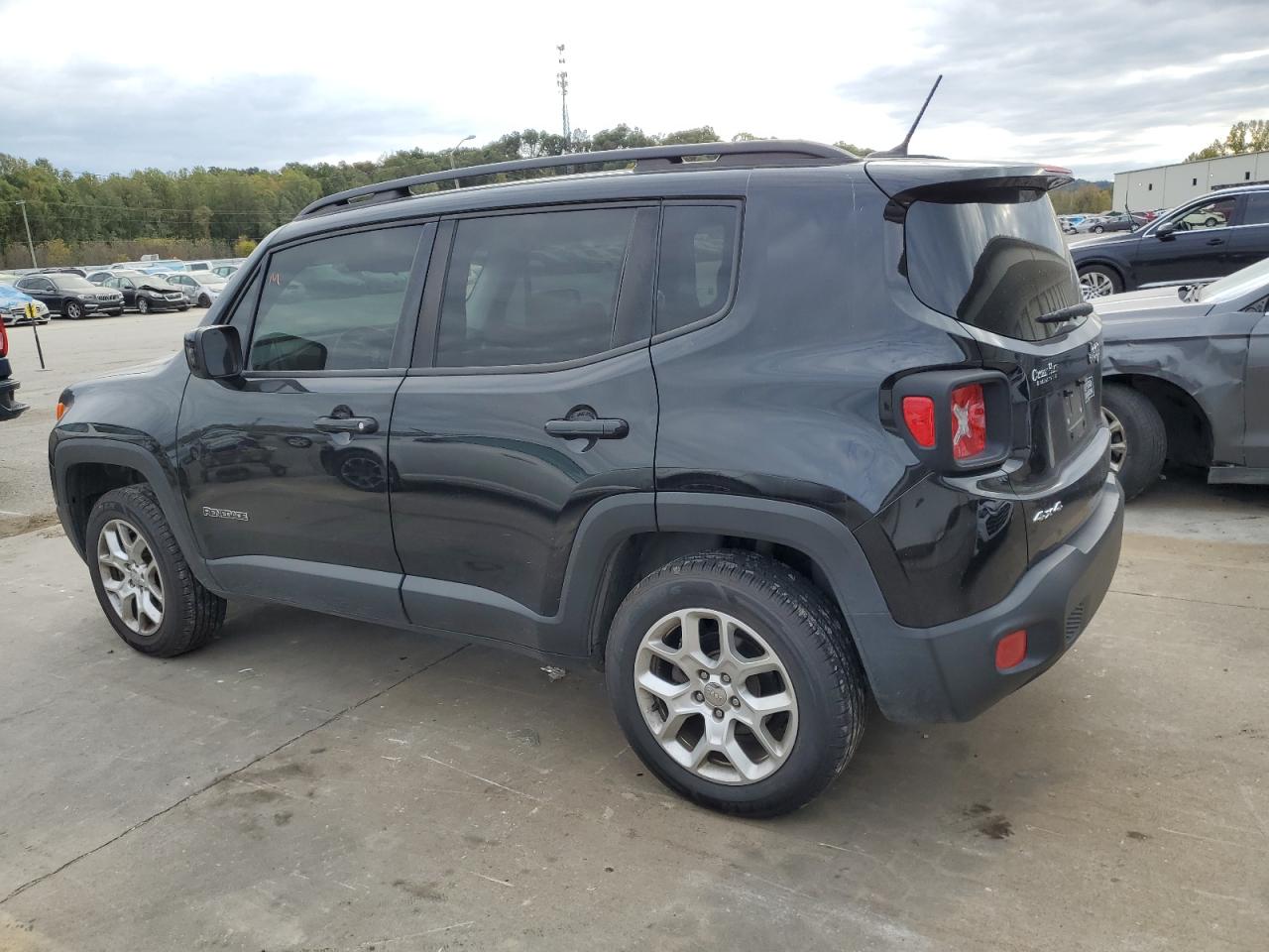 VIN ZACCJBBTXGPD12618 2016 JEEP RENEGADE no.2