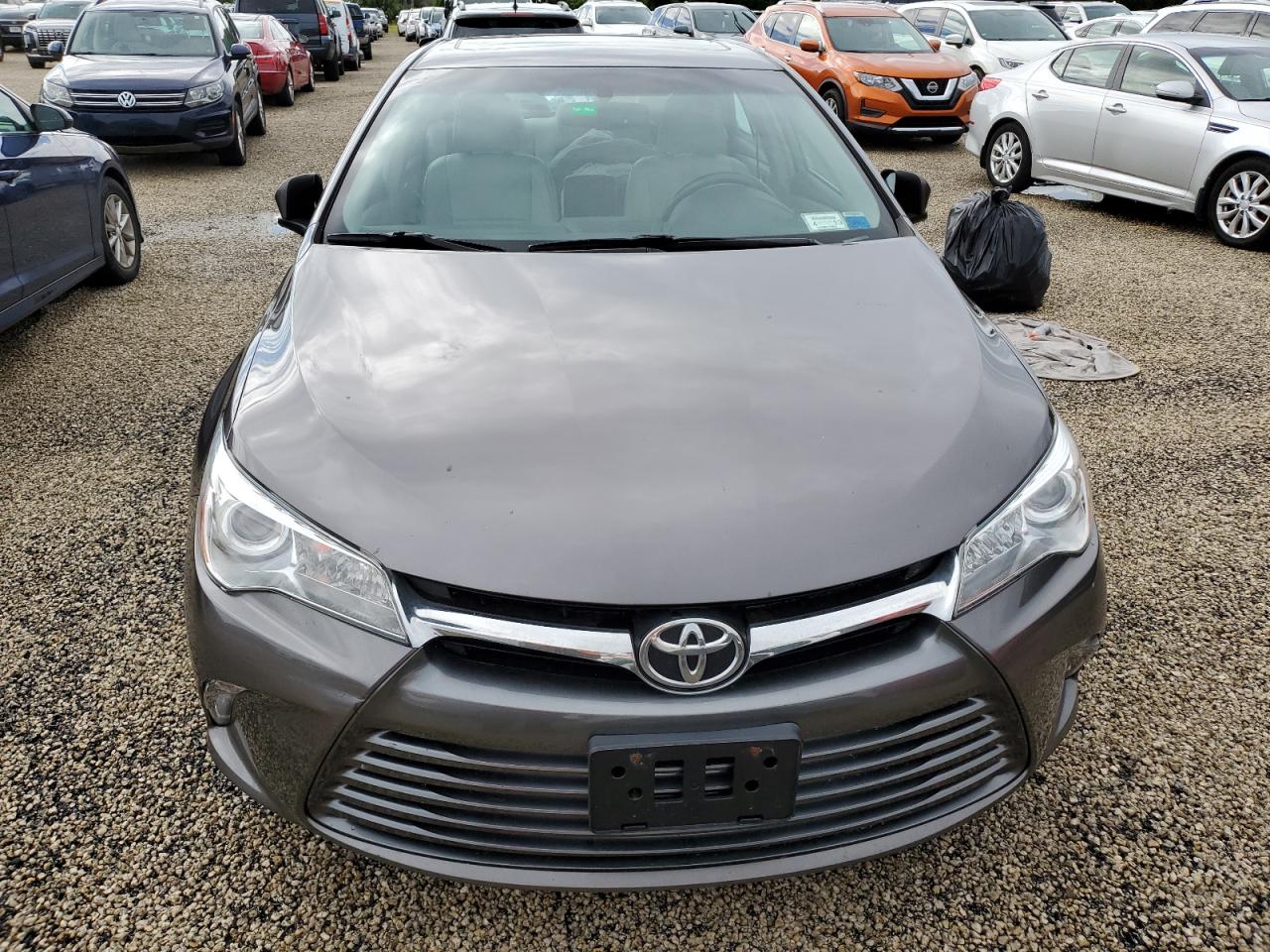 VIN 4T1BF1FK1GU533852 2016 TOYOTA CAMRY no.5