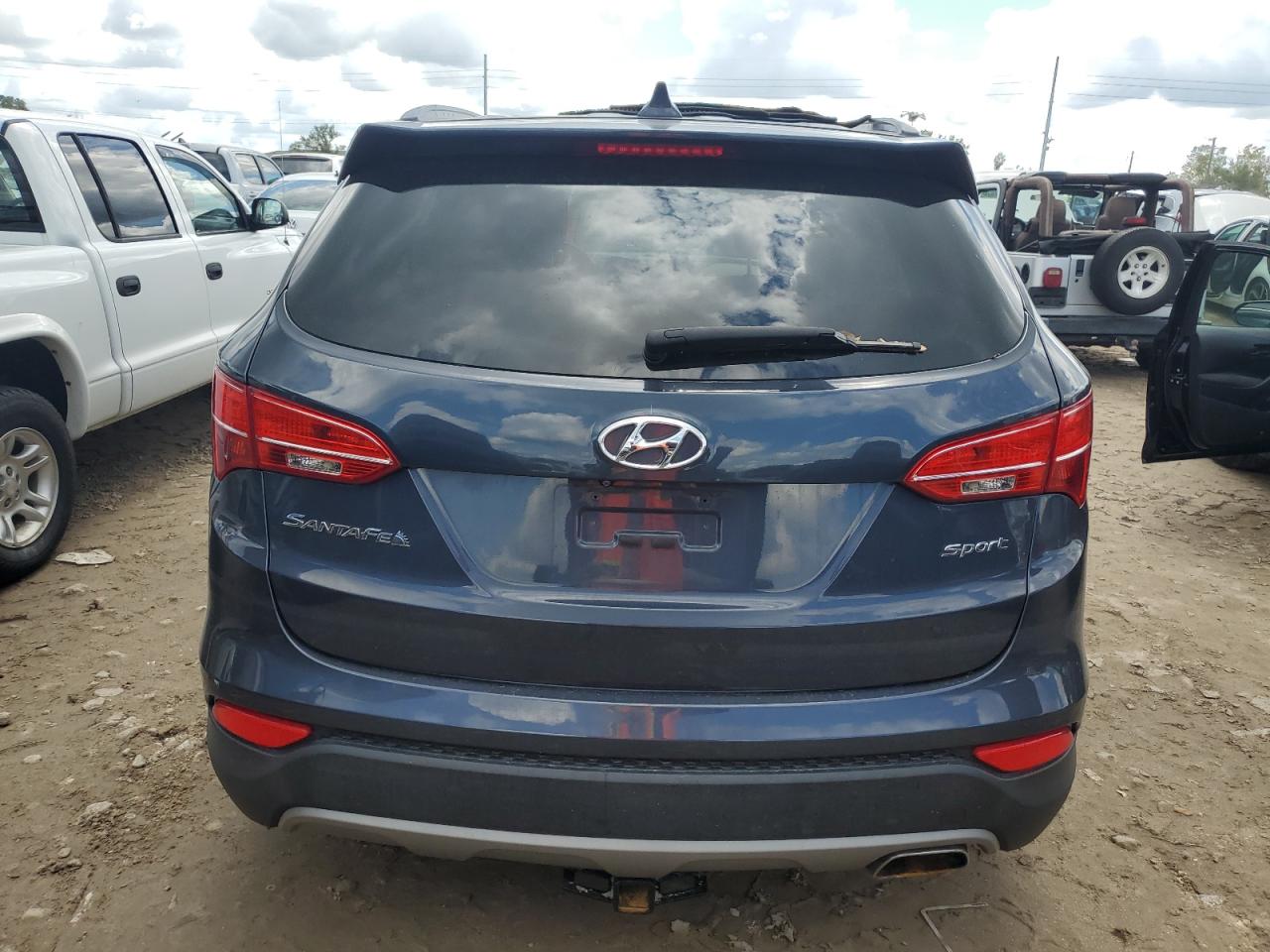 5XYZU3LB2GG366931 2016 Hyundai Santa Fe Sport