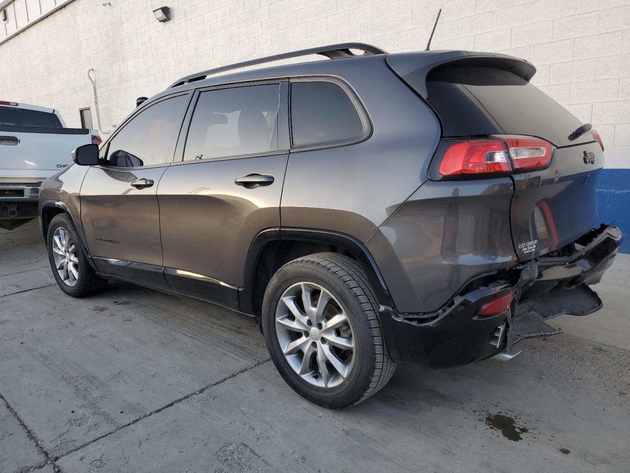 2018 Jeep Cherokee Latitude VIN: 1C4PJLCB4JD606096 Lot: 77862154