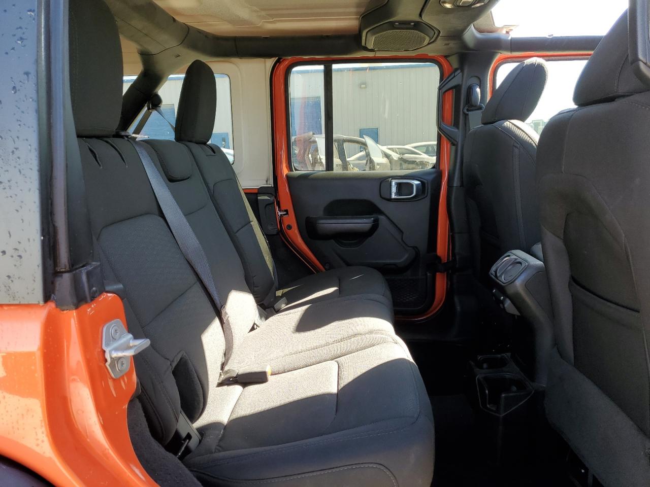 2020 Jeep Wrangler - Image 11