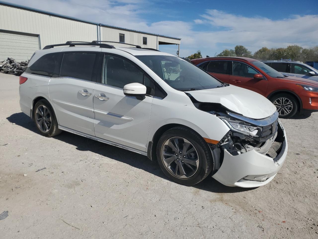 2022 Honda Odyssey - Image 4