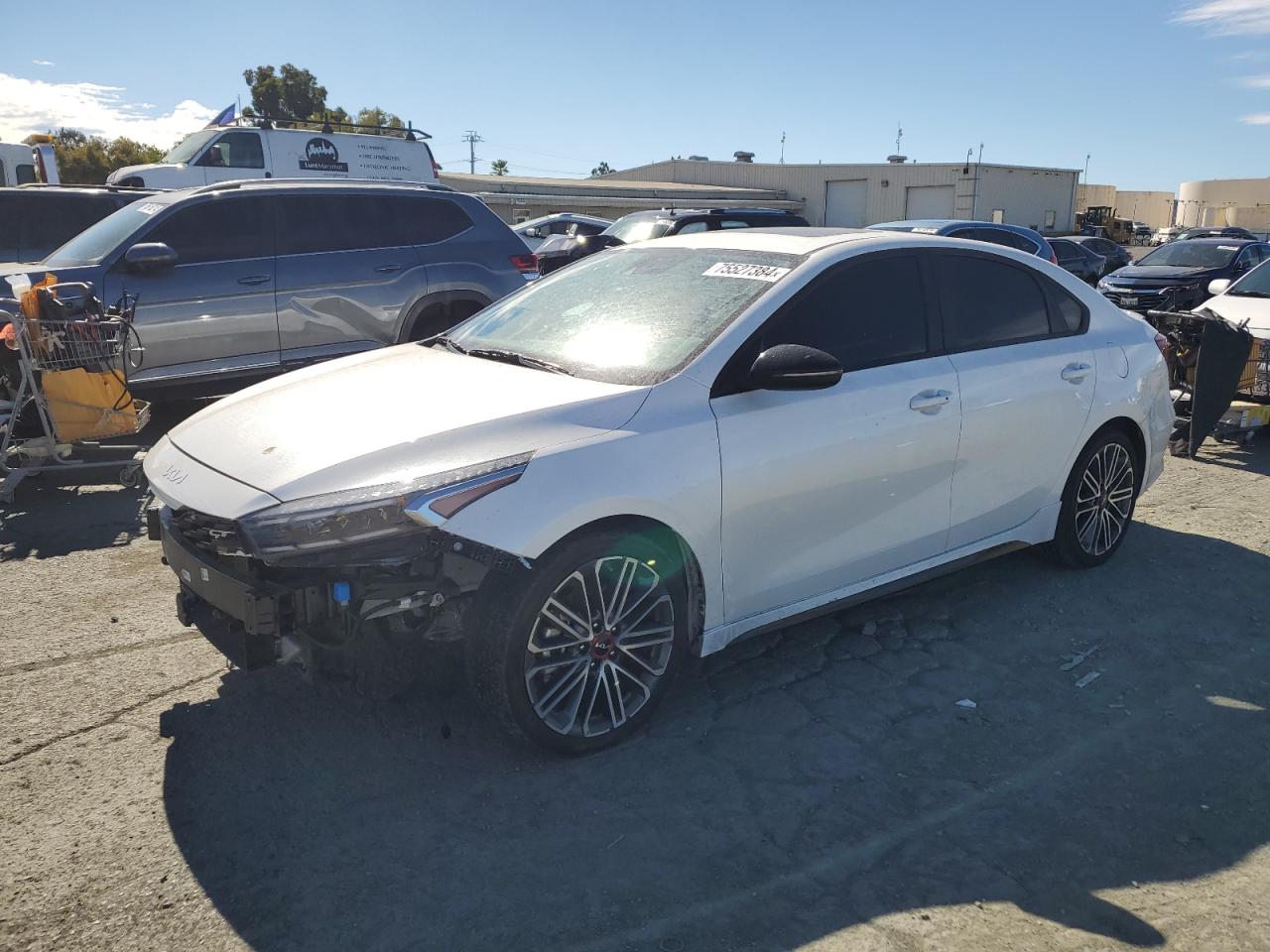 VIN 3KPF44AC8PE620126 2023 KIA FORTE no.1