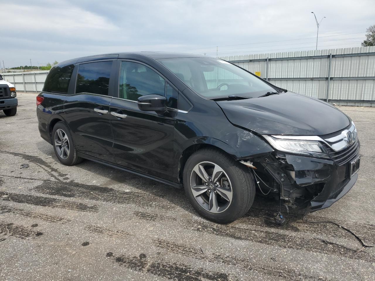 2018 Honda Odyssey - Image 4