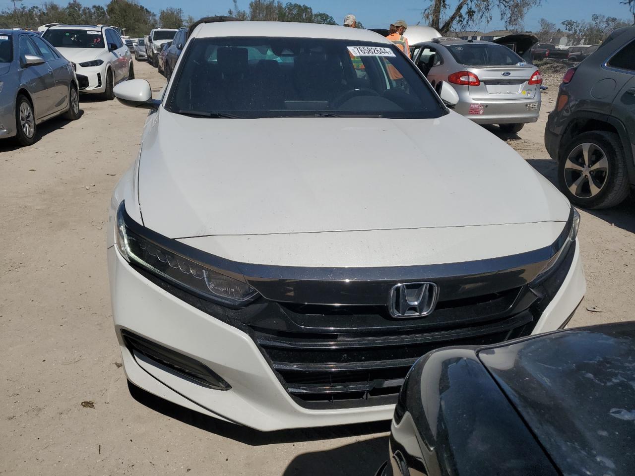 2018 Honda Accord - Image 5