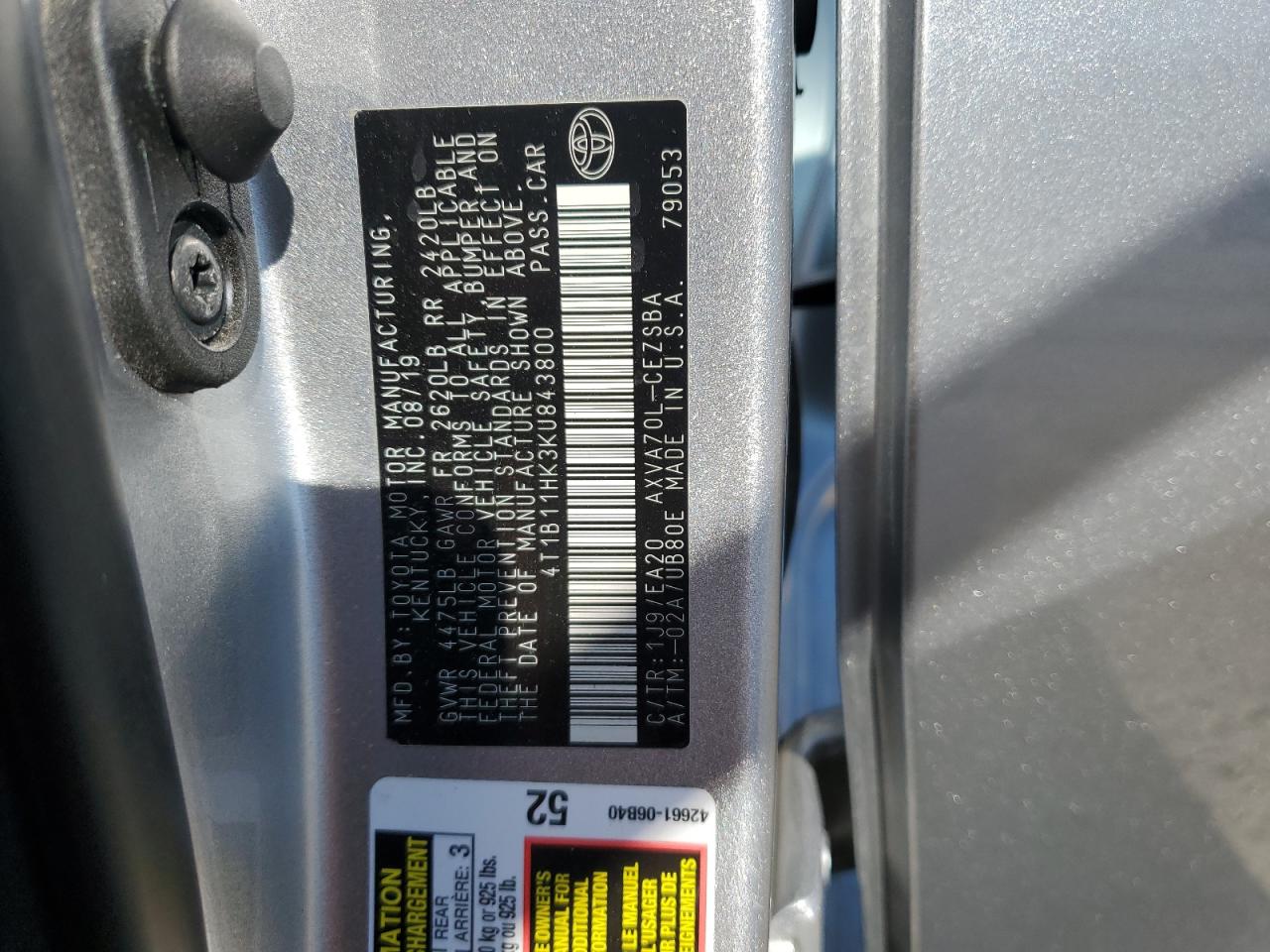 2019 Toyota Camry - Image 14