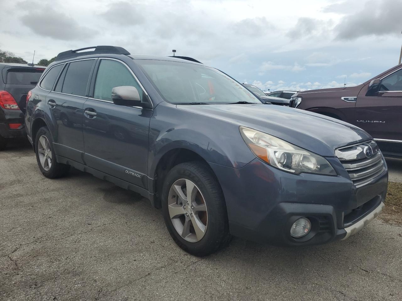 4S4BRDPC0E2200437 2014 Subaru Outback 3.6R Limited