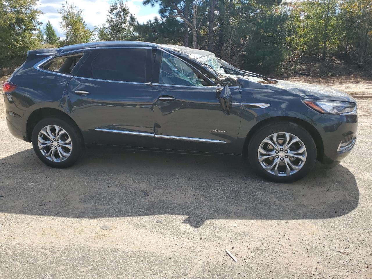 2021 Buick Enclave Avenir VIN: 5GAEVCKW8MJ233779 Lot: 74694104