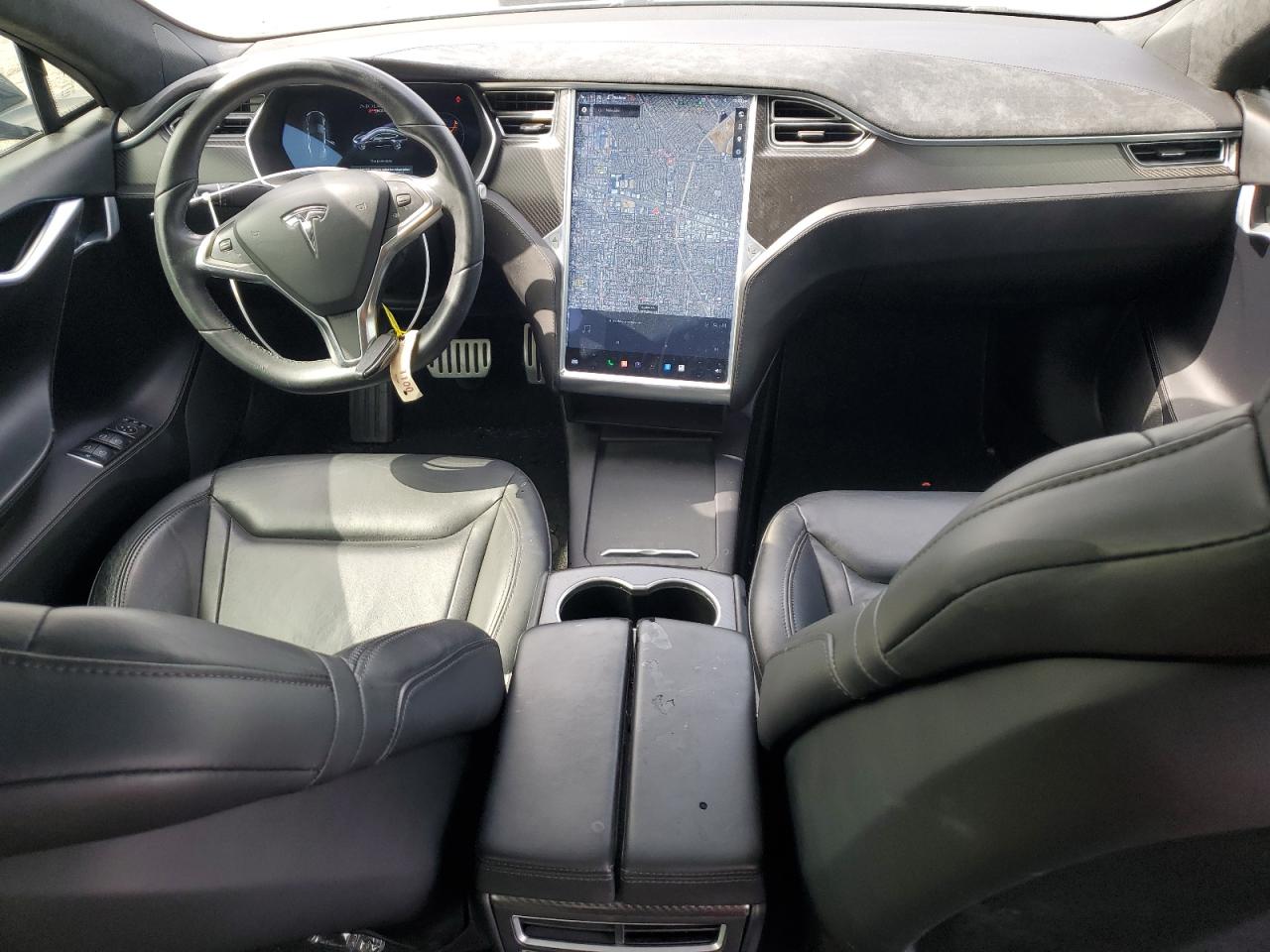 5YJSA1E45GF146929 2016 Tesla Model S