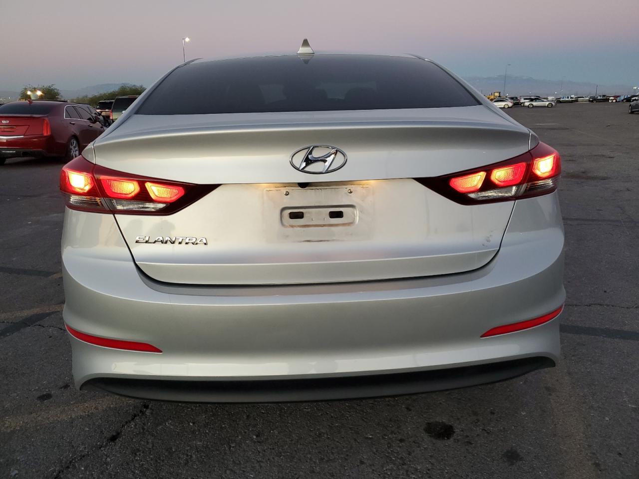 2017 Hyundai Elantra Se VIN: 5NPD84LF0HH211473 Lot: 77220474