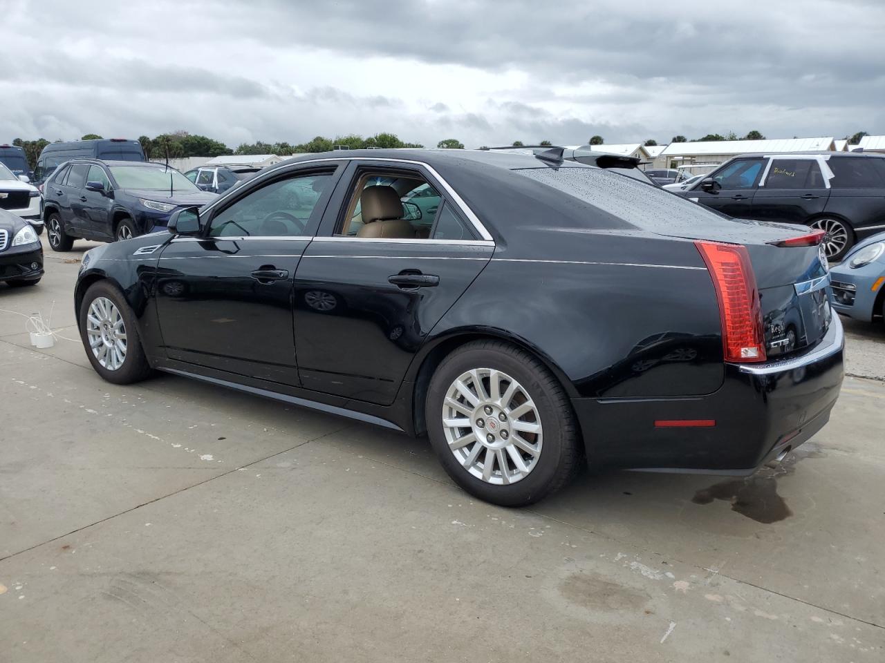 2010 Cadillac CTS - Image 2
