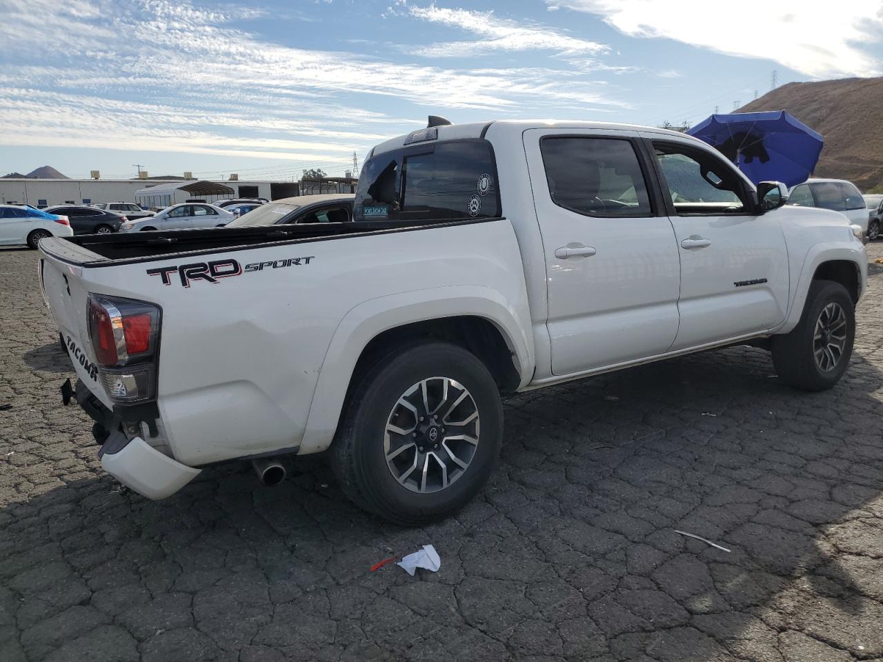 2020 Toyota Tacoma - Image 3