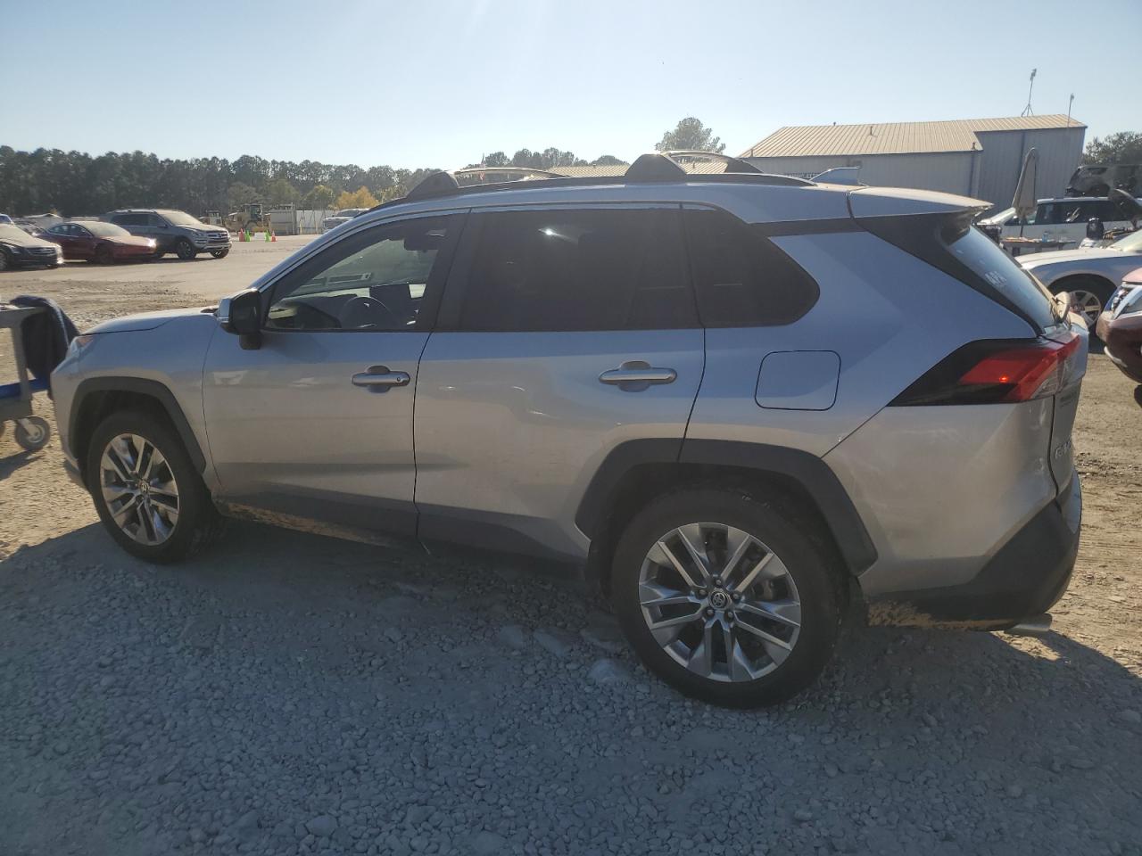 2020 Toyota RAV 4 - Image 2