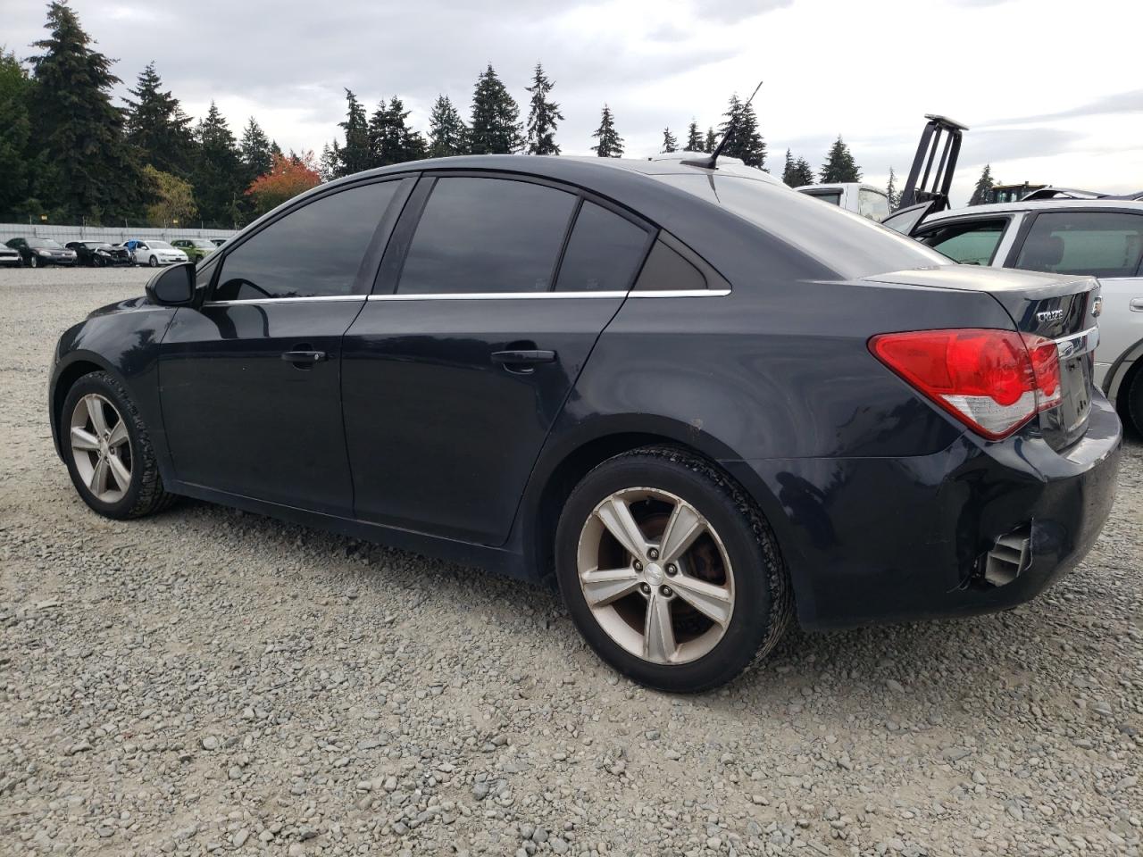 2013 Chevrolet Cruze - Image 2