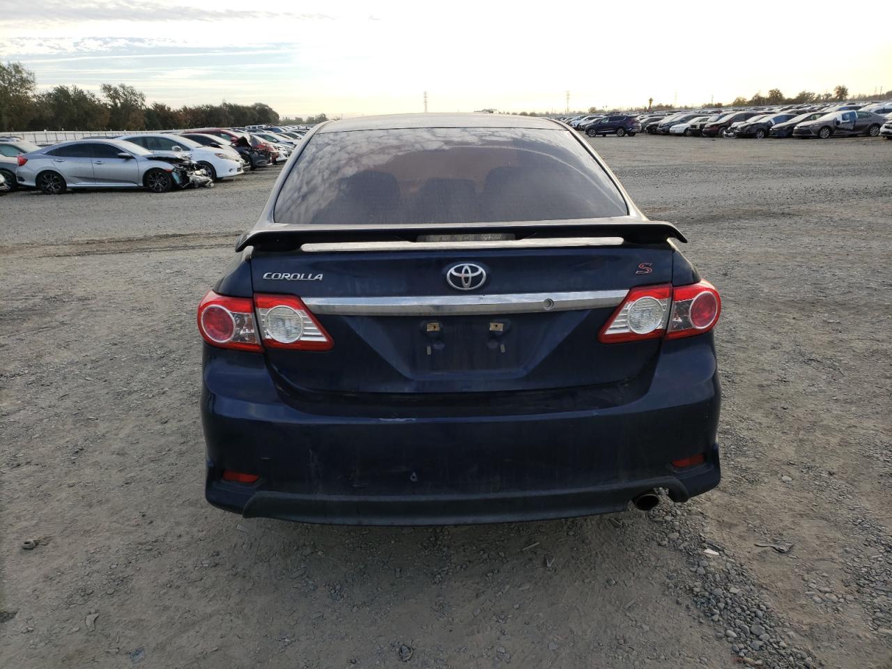 2013 Toyota Corolla Base VIN: 5YFBU4EE9DP215946 Lot: 77257294