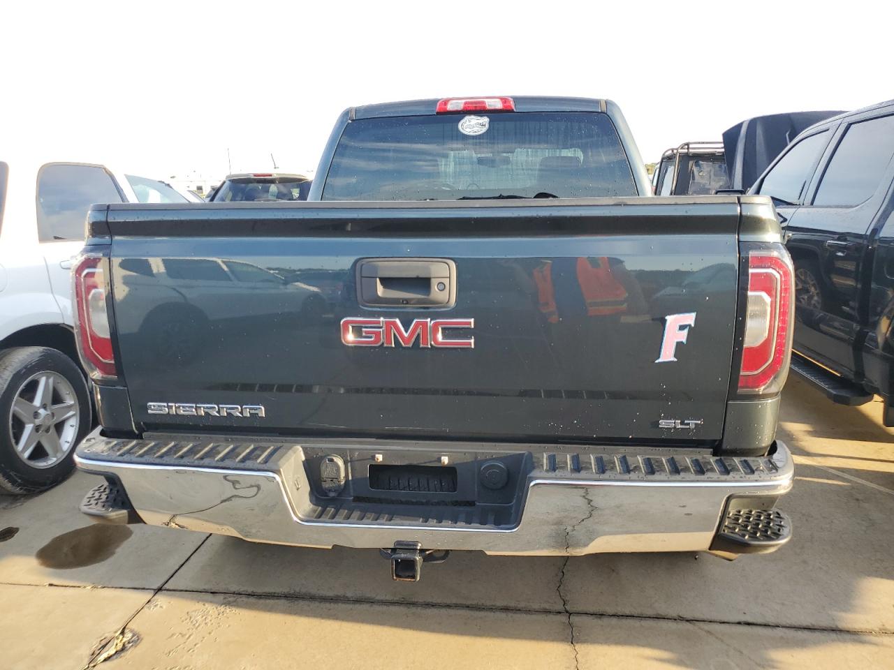 3GTU2NEC8JG355457 2018 GMC Sierra K1500 Slt