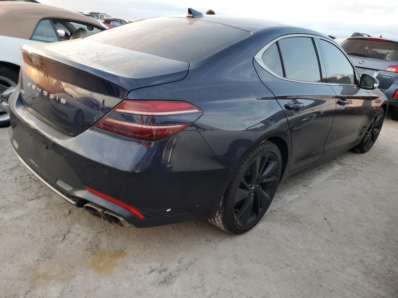 2023 Genesis G70 - Image 3